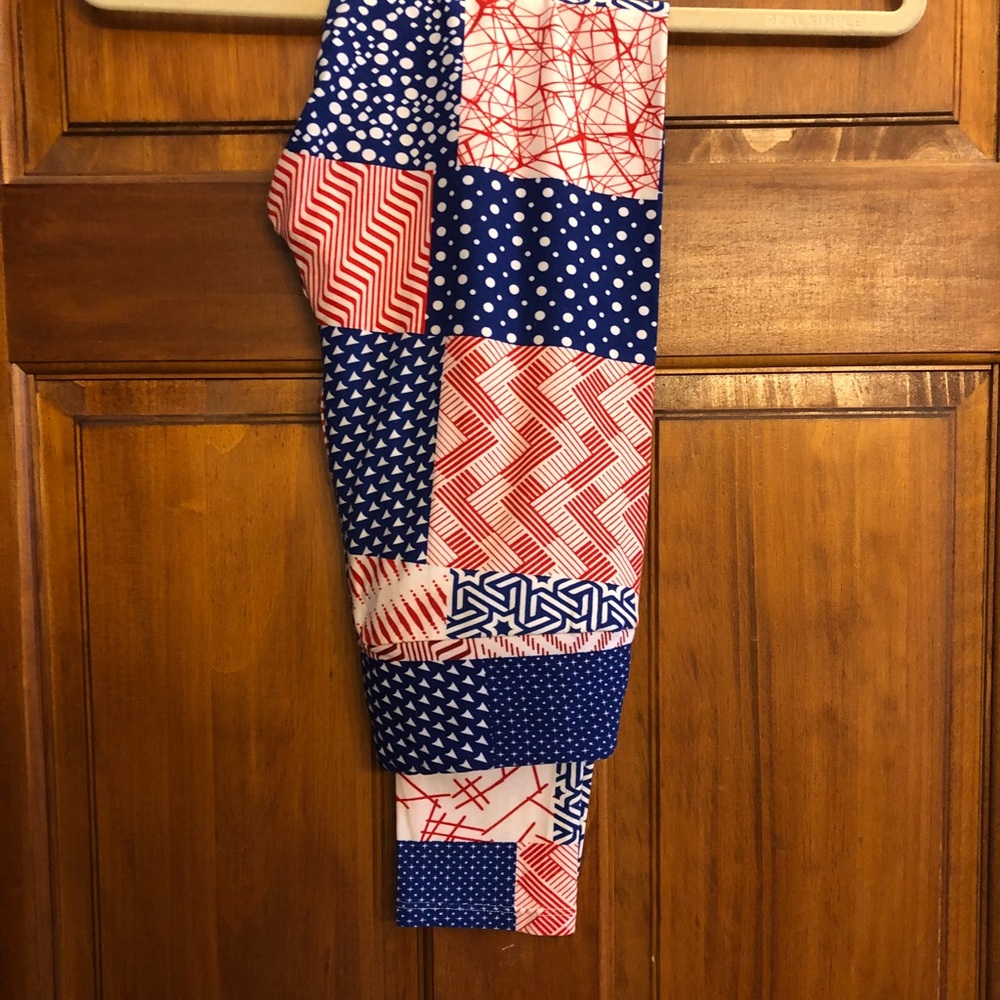 LuLaroe yoga waistband leggings.
